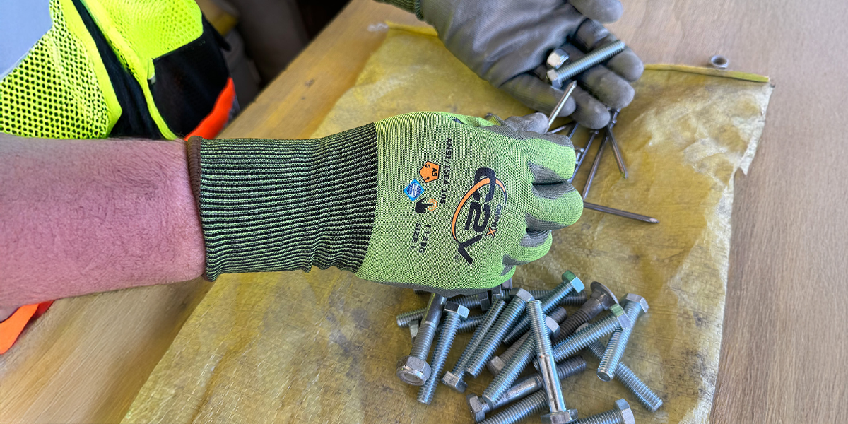 Understanding Puncture Resistance in Industrial Gloves: A Comprehensive Guide